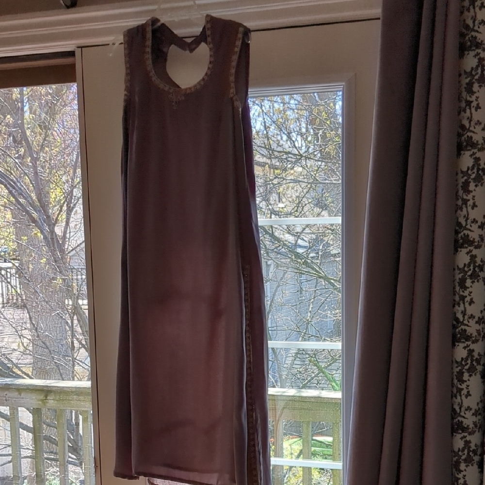 Sleeveless Purple Dress